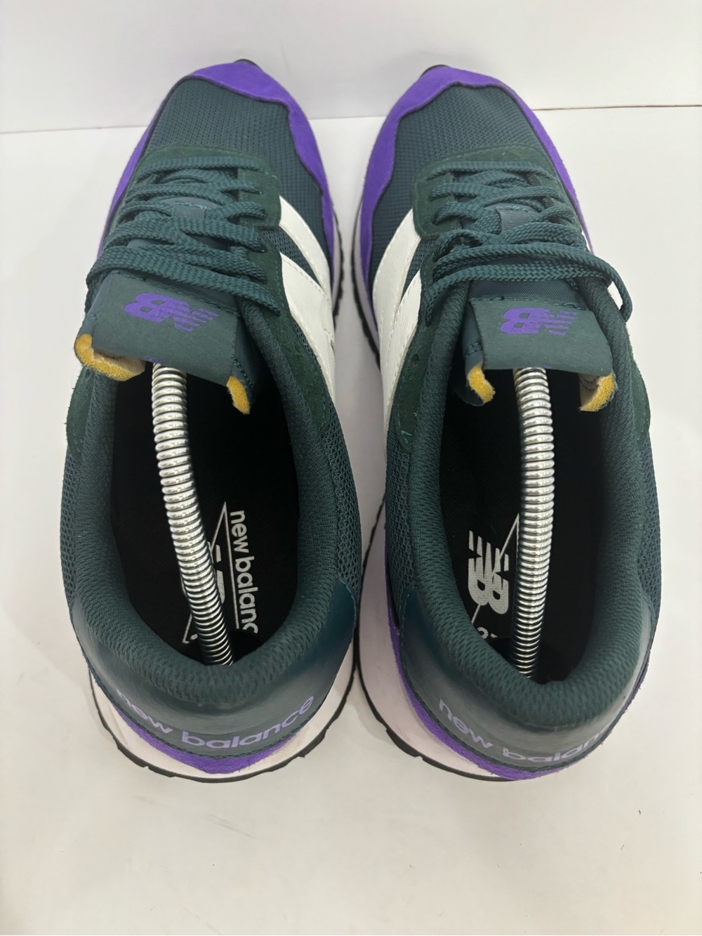 New Balance Retro Runner Sneakers in Black, Purple & White size 10.5 - Picture 5 of 9